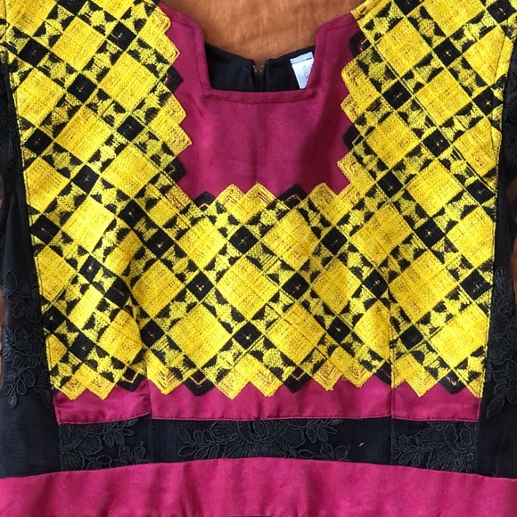 Mexican dress by Silvia Suarez from Oaxaca - Picture 5 of 8